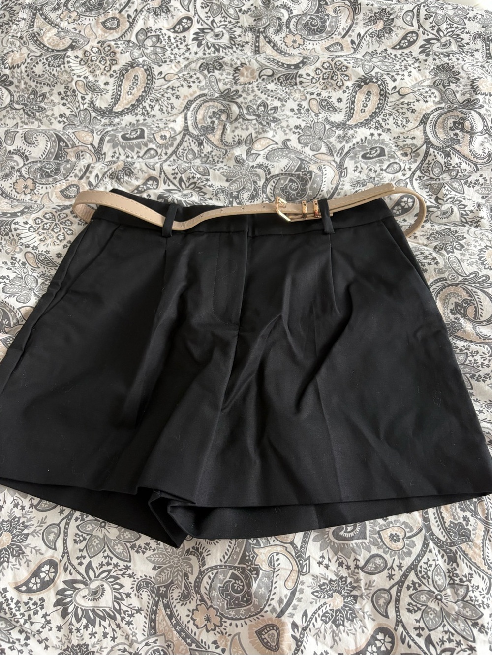 Zara Black Tailored Short with Tan Belt